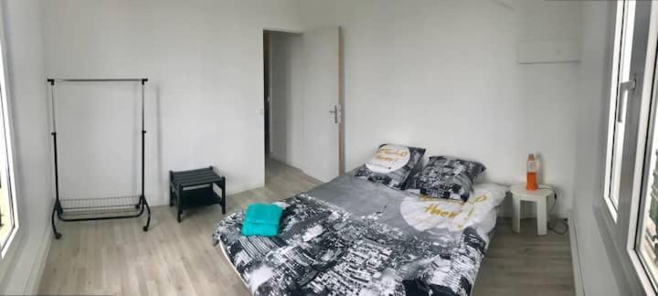 Appartement Simple Sur Argenteuil, Proche Paris Экстерьер фото